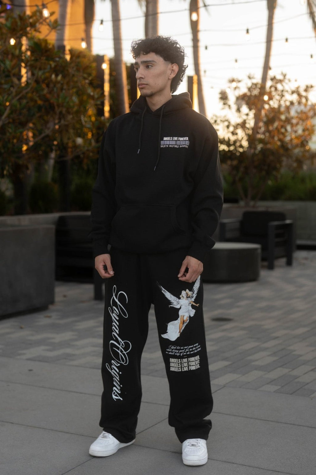 ALF Straight-Leg Sweatpants - LO Store