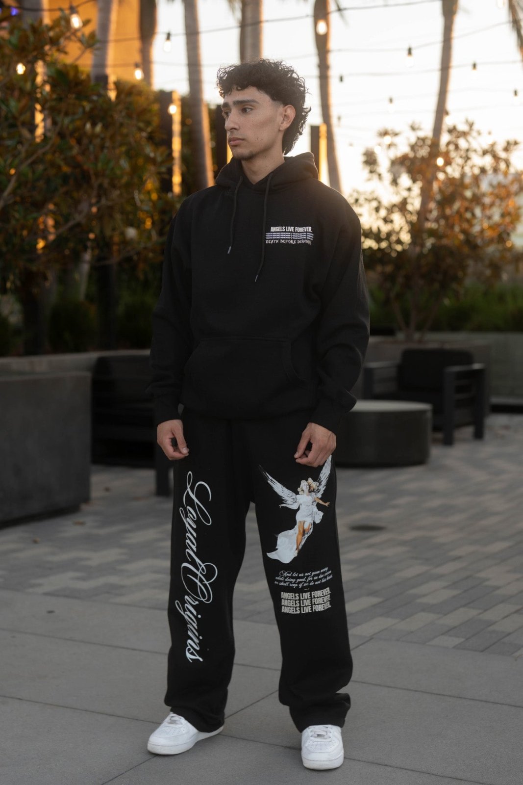 ALF Straight-Leg Sweatpants - LO Store